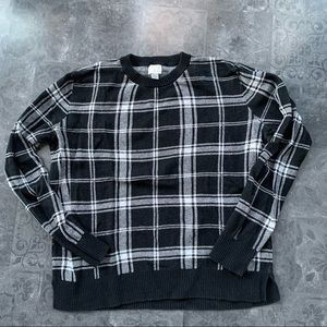 A New Day Plaid Black and White Sweater Crewneck